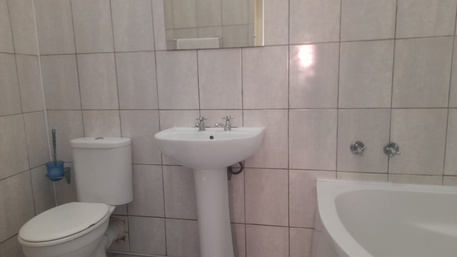 7 Bedroom Property for Sale in Quigney Eastern Cape